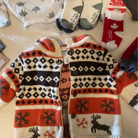 25+ Items Baby Clothes Bundle - Picture 8 of 11